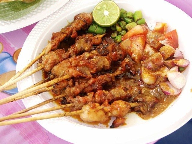 Lokasi Penjual Sate 24 Jam Surabaya Limakaki