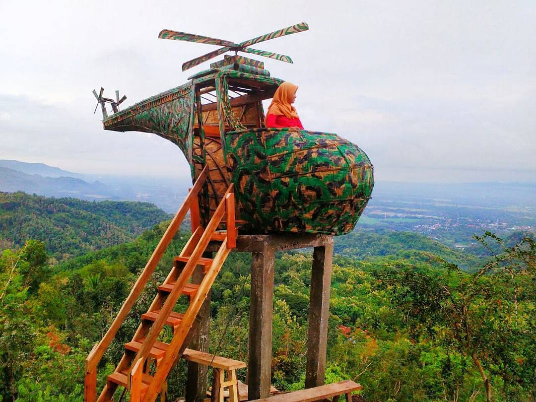 LimaKaki: Obyek Wisata Watu Goyang, Destinasi yang Sedang Hits di